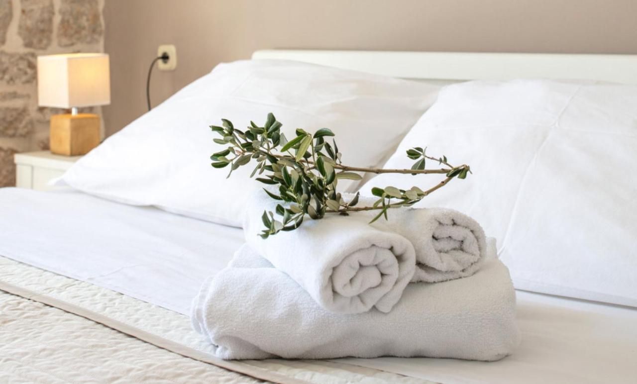 Olife Guesthouse 米欧纳 外观 照片